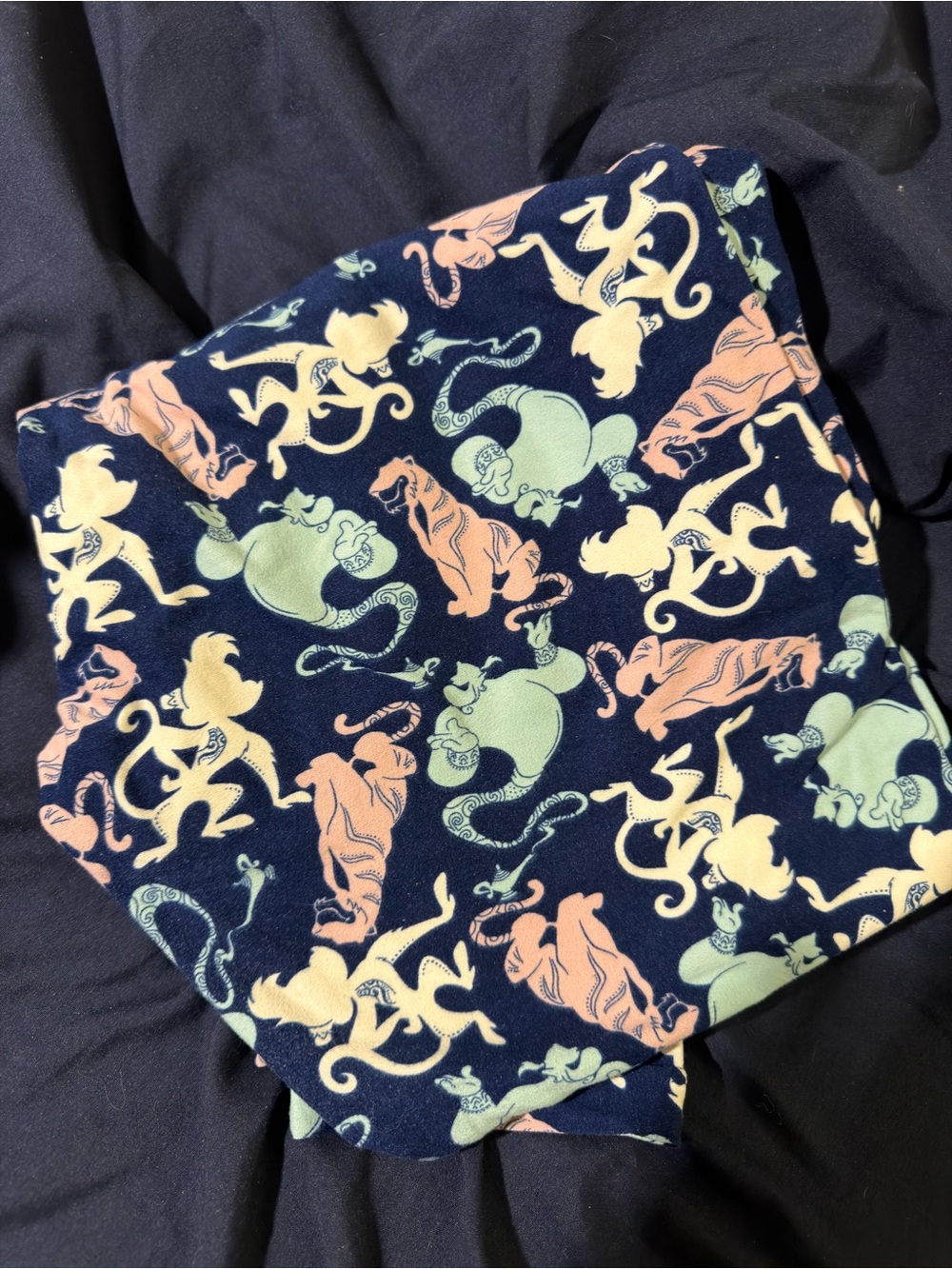 4 Pairs of TC Disney LuLaRoe Leggings - Aladdin, Minnie, Sleeping Beauty, Alice